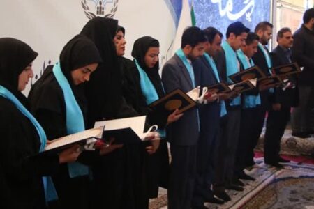 برگزاری آیین تحلیف ۲۵۰ نفر از کارشناسان رسمی دادگستری کرمان در جوار مزار «سردار دلها»
