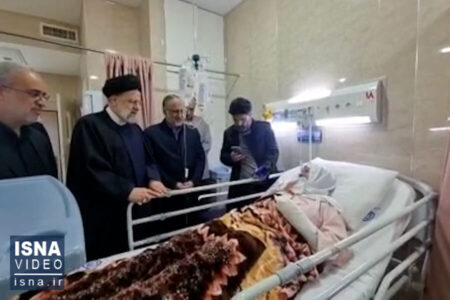 ویدیو/ عیادت رئیس‌جمهور از مجروحان حادثه تروریستی کرمان