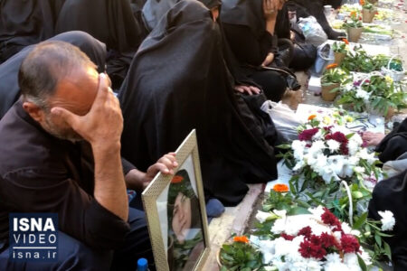 ویدیو/ مراسم هفتمین روز شهادت شهدای حادثه تروریستی کرمان
