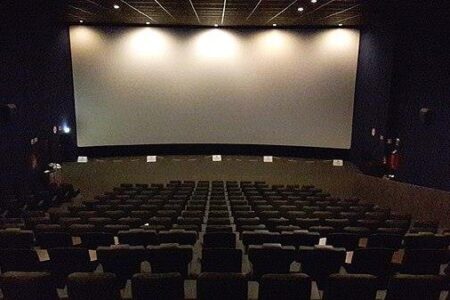 افتتاح نخستین سینما پس از زلزله در شهرستان بم
