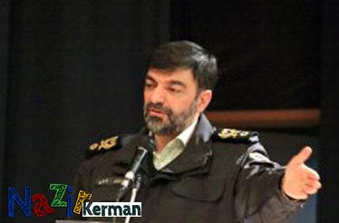 فرمانده انتظامی از محل حادثه تروریستی در کرمان بازدید کرد