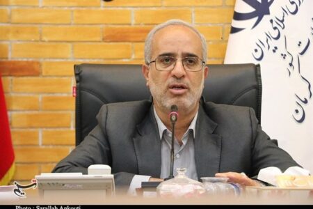 استاندار کرمان: برنامه‌های دهه فجر با پیوست انتخاباتی برگزار شود