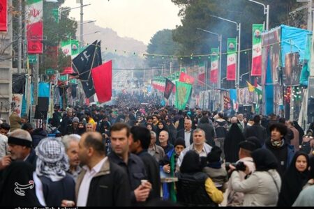 با یاد حسین در راه قاسم؛‌ شور اربعین در گلزار شهدای کرمان