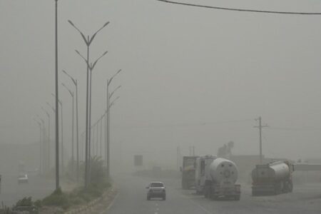 شرق کرمان غبارآلود می‌شود