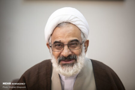 استقامت امت ایران ریشه در اندیشه و اعتقاد آنان دارد