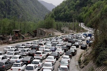 ترافیک سنگین در محور چالوس و آزادراه تهران – شمال برقرار است