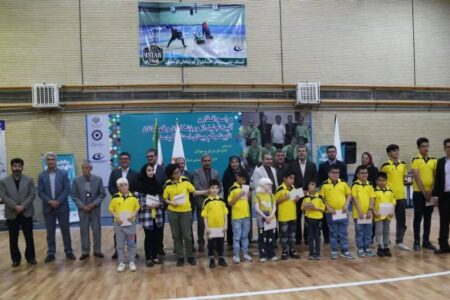 تجلیل از مدال آوران و قهرمانان هیات نابینایان و کم بینایان کردستان