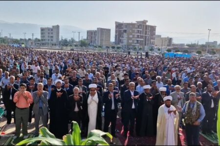 برگزاری نمازعیدفطر در شهرستان جیرفت