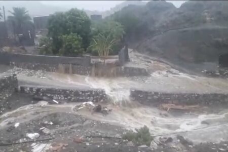 طغیان رودخانه کندر آسمینون شهرستان منوجان