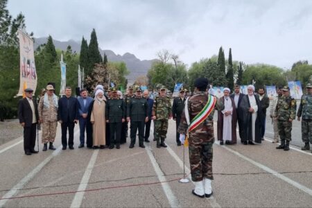 برگزاری مراسم روز ارتش در پادگان آموزشی صفرپنج کرمان