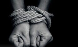 رهایی جوان ۲۰ ساله از چنگال دو آدم ربا در کهنوج