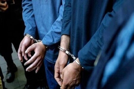 باند سارقان طلا از زنان سالخورده در کرمان دستگیر شد: ۱۷ فقره سرقت با شگردی خاص
