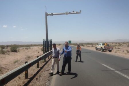 آغاز نصب دوربین‌های کنترل سرعت در جاده کرمان-بندرعباس!