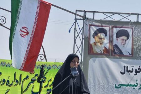 افتتاح چمن مصنوعی فوتبال مزین به نام آیت‌الله رئیسی