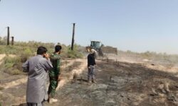 مهار آتش سوزی عرصه‌های منابع طبیعی چاه بید شهرستان جازموریان