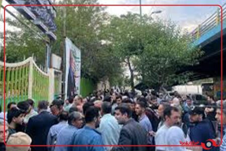 تصاویری از تجمع حامیان پزشکیان در ورزشگاه حیدرنیا تهران