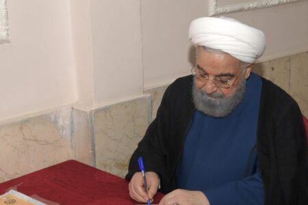 روحانی پیروزی دکتر پزشکیان را تبریک گفت؛ ملت ایران! شما اعتدال و اصلاح را بر انفعال ترجیح دادید