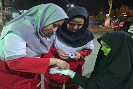 ۴۱۲ امدادگر استان کرمان در تاسوعاو عاشورا به ارائه خدمات پرداختند