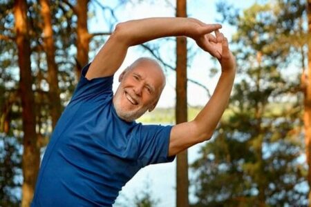 ورزش در سن ۶۰ و ۷۰ سالگی احتمال زوال عقل را کمتر می‌کند