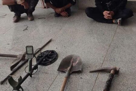 بازداشت حفاران غیرمجاز در بم