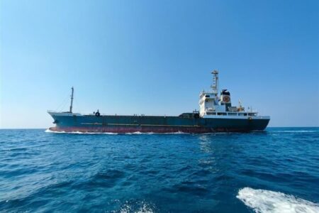 توقیف یک نفتکش حامل نفت قاچاق با پرچم توگو در خلیج فارس توسط سپاه