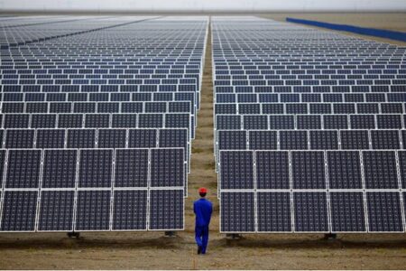 معاملات ۴ ماه برق تجدیدپذیر در تابلو سبز بورس به ۸۹۲ میلیارد تومان رسید