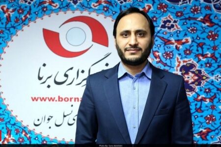 سختی‌های کار سه سال گذشته در کنار شما آسان می‌شد