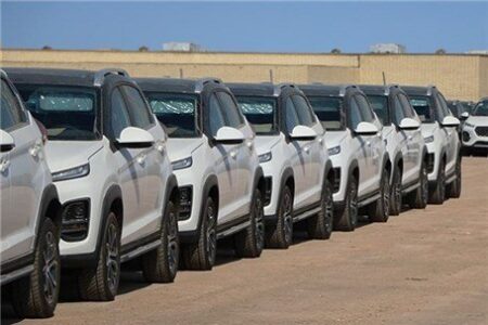 دپوی ‌۵۰ هزار خودروی فروخته‌شده در پارکینگ خودروسازان بم | اخبار اقتصادی کرمان