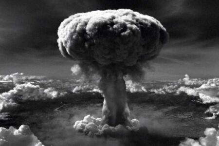بمباران هیروشیما  سیاه‌ترین صفحه جنگ جهانی دوم | اخبار استان کرمان