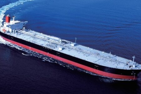 رتبه اول سفارش ساخت کارخانجات کشتی‌ سازی تانکر‌های نفتکش هستند | اخبار اصلاحات