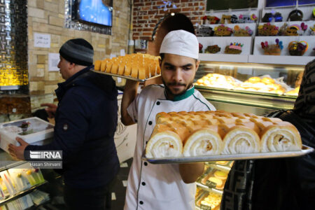 کاهش ۴۰ درصدی تقاضا برای خرید شیرینی  | اخبار اقتصادی کرمان