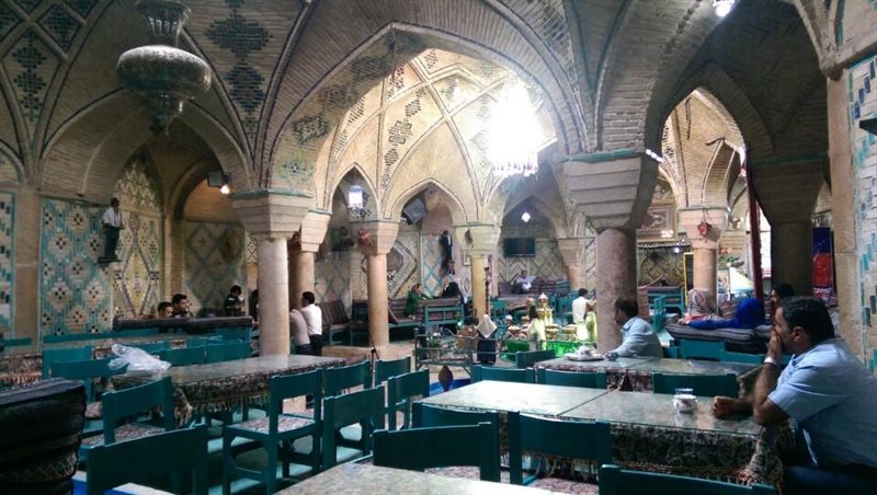 وکیل 3 رستوران سنتی وکیل کرمان